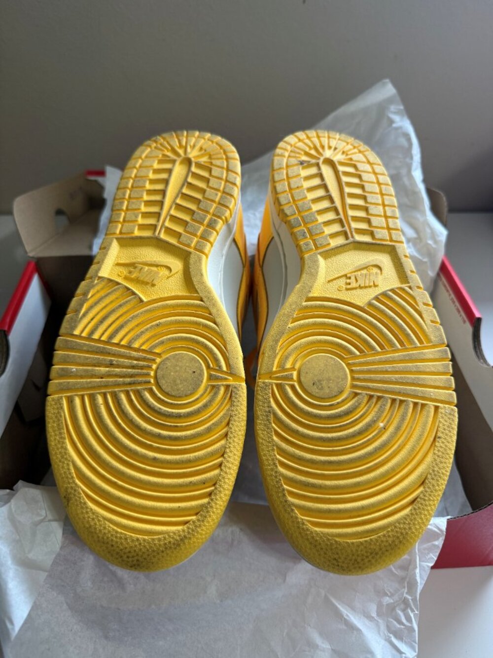 Nike Dunk Low “Citron Pulse” (Women’s) | Size 9 | Like New - Picture 3 of 5